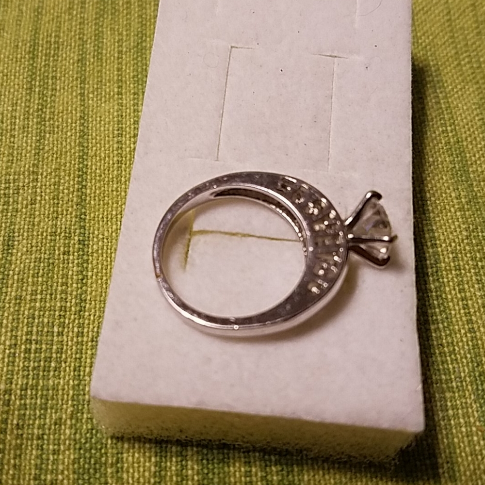 Vintage Ring - Picture 4 of 4